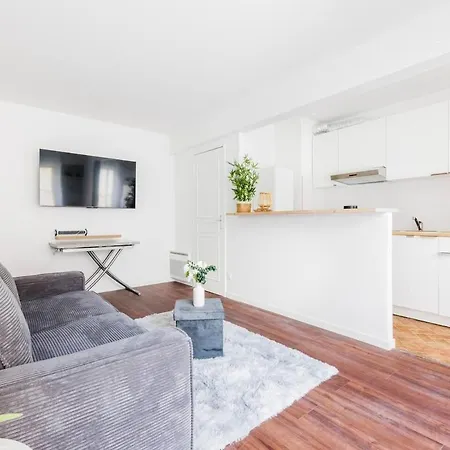 Bright And Comfortable 1-bedroom Parigi